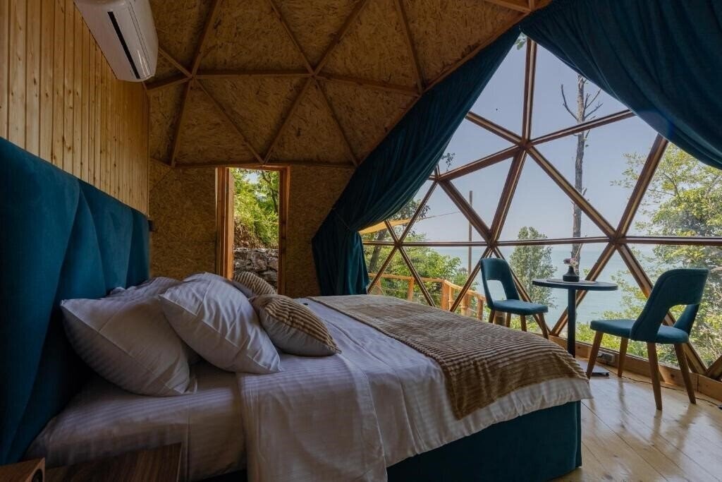Готель Glamping Martini Kvariati - 4*