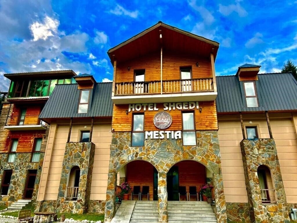 Zdjęcie Hotel Shgedi Mestia 4*