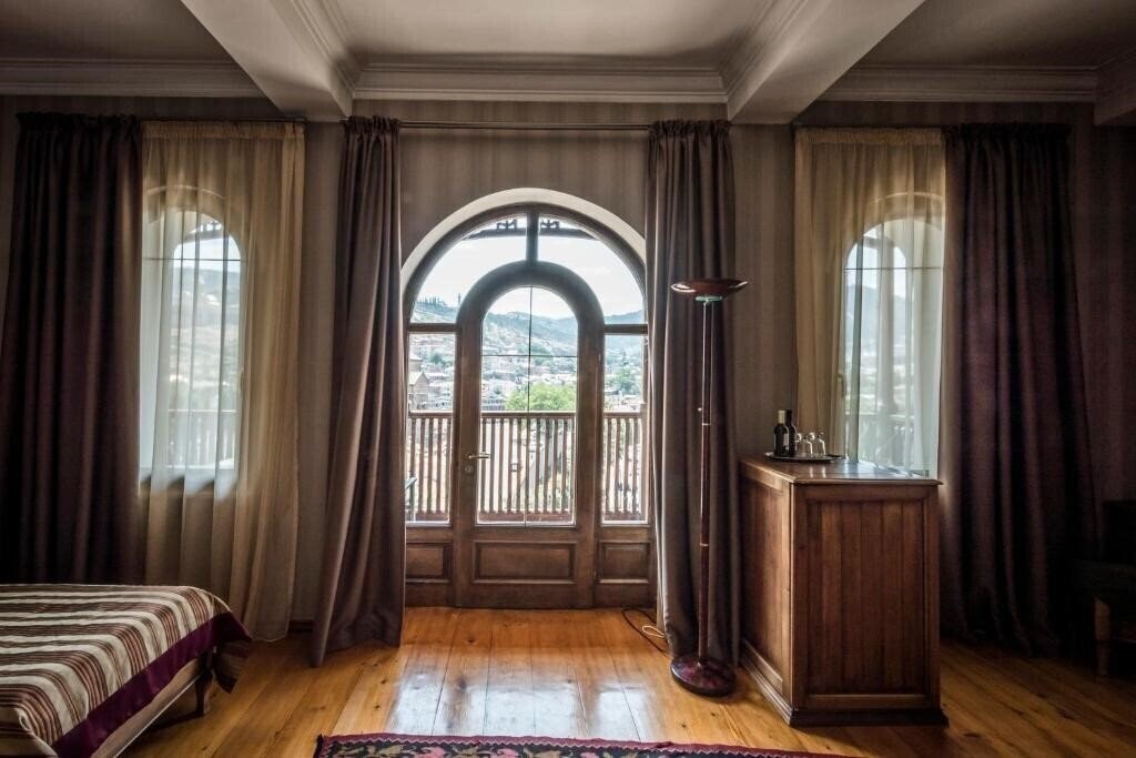 Zdjęcie Kopala Tbilisi Old Part 4*