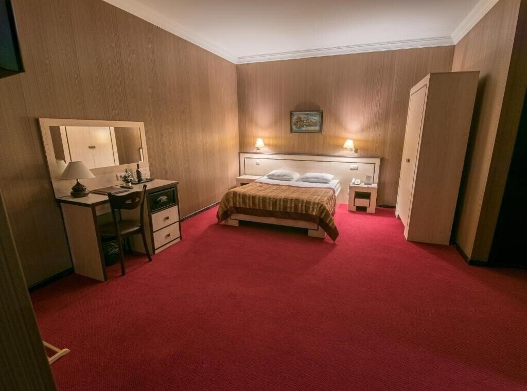 Готель Kopala Tbilisi Rikhe 4*