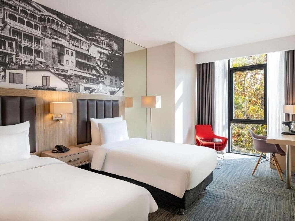 Zdjęcia Ramada Encore Tbilisi 4*