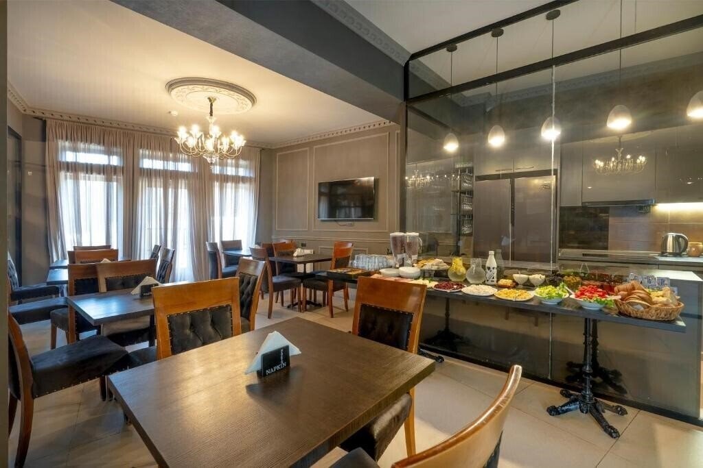 Zdjęcie Piazza Tbilisi 3*