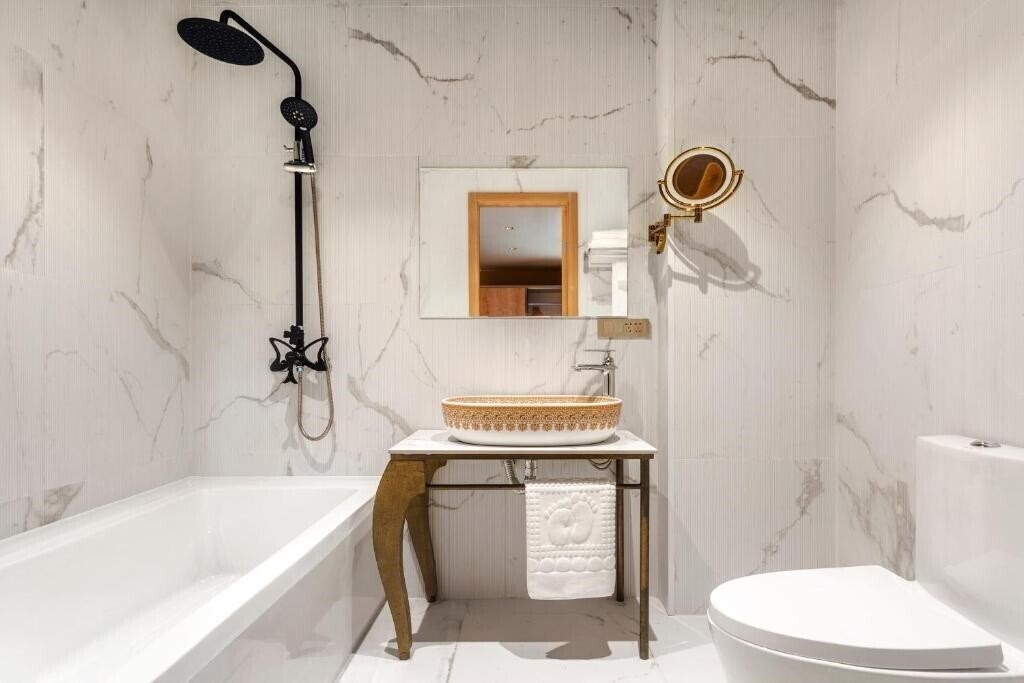 Zdjęcie Brim Hotel Tbilisi 4*