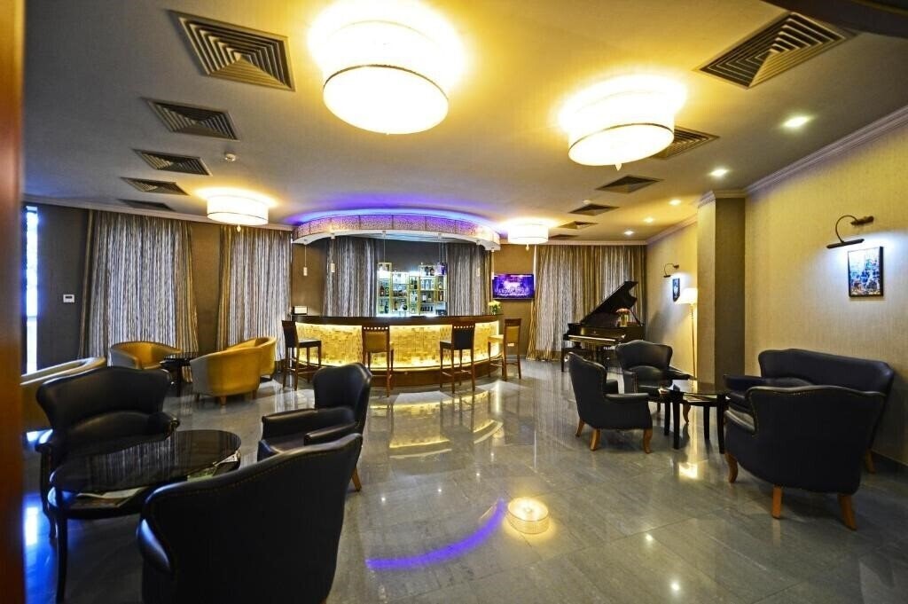 Obraz Astoria Tbilisi 4*