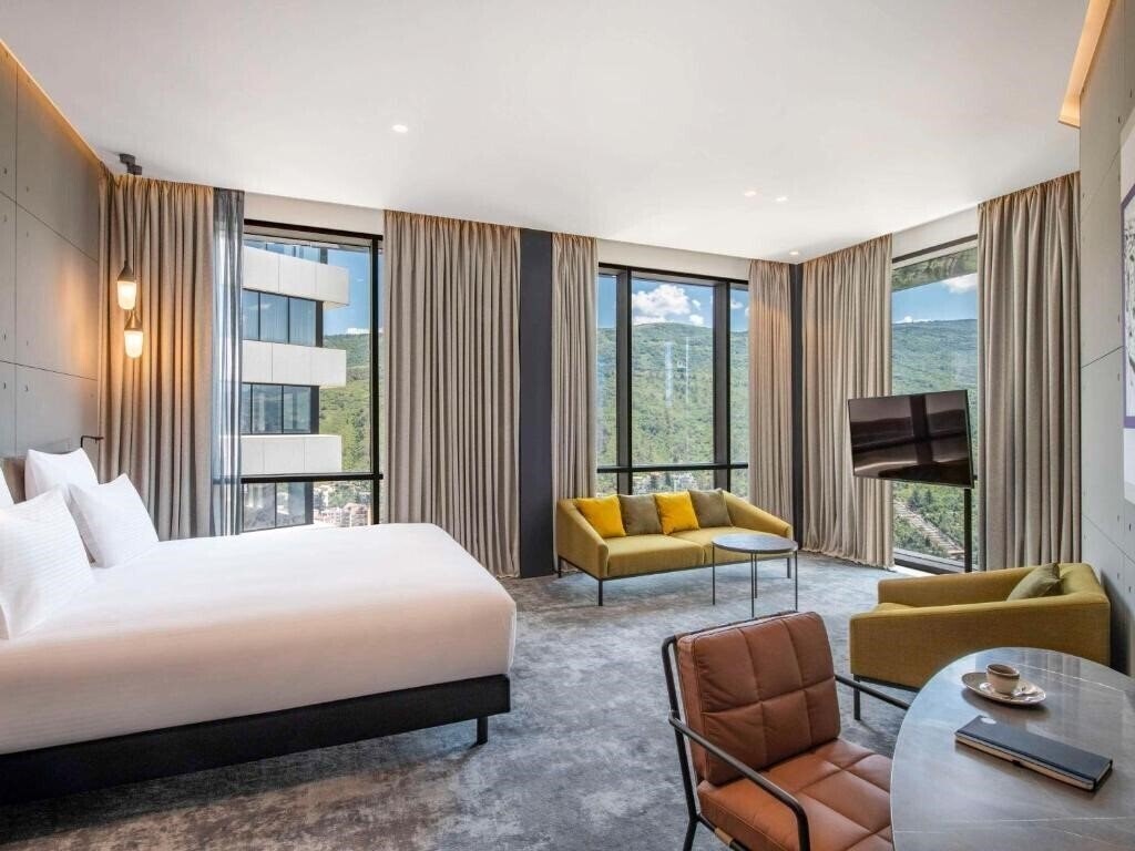 Фотографія Pullman Tbilisi Axis Towers 5*