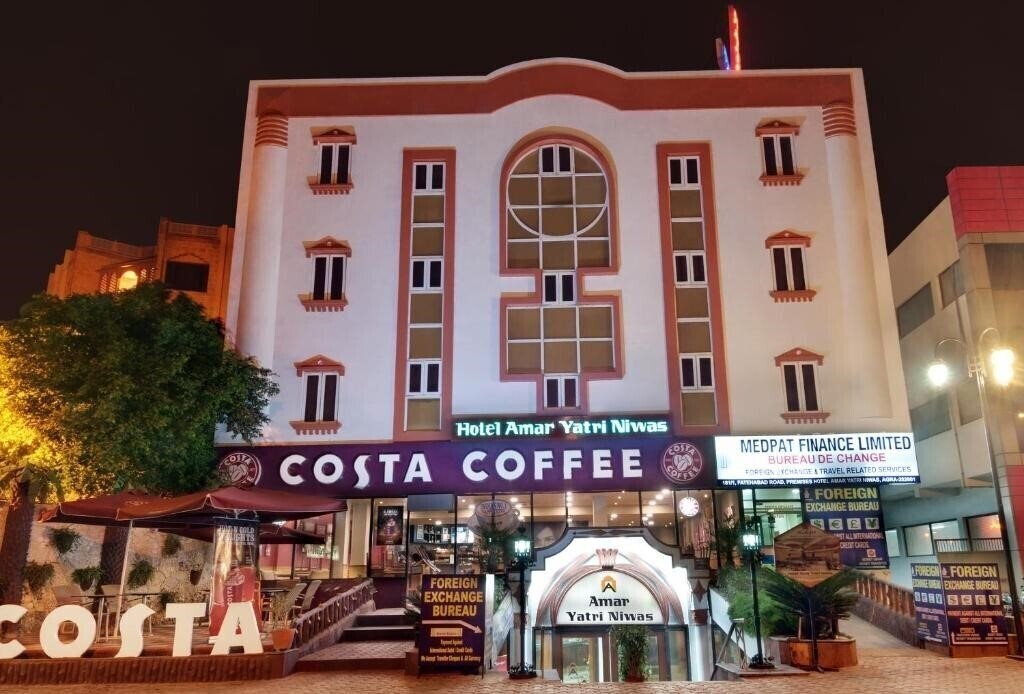 Фотографія Amar Yatri Niwas 2*