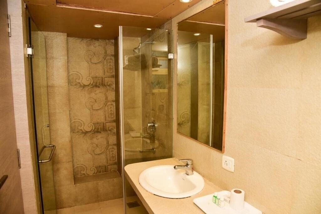 Фотографія Sharanam Green Resort 3*