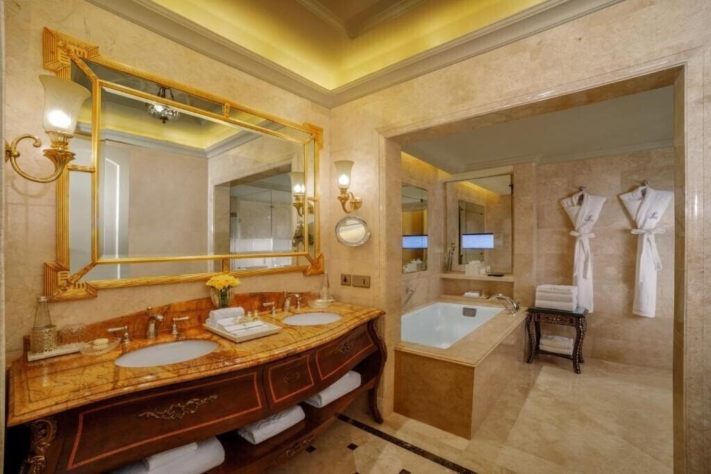 Zdjęcia The Leela Palace New Delhi 5*