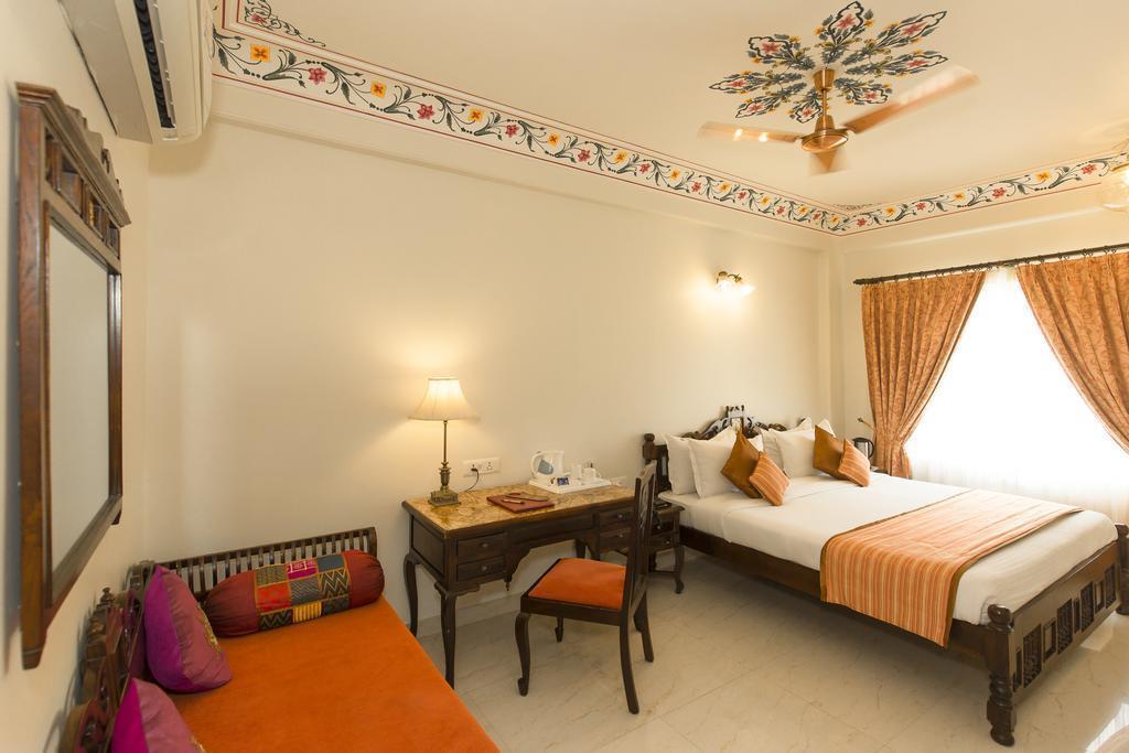 Hotel Umaid Residency A Regal Heritage Home 3*