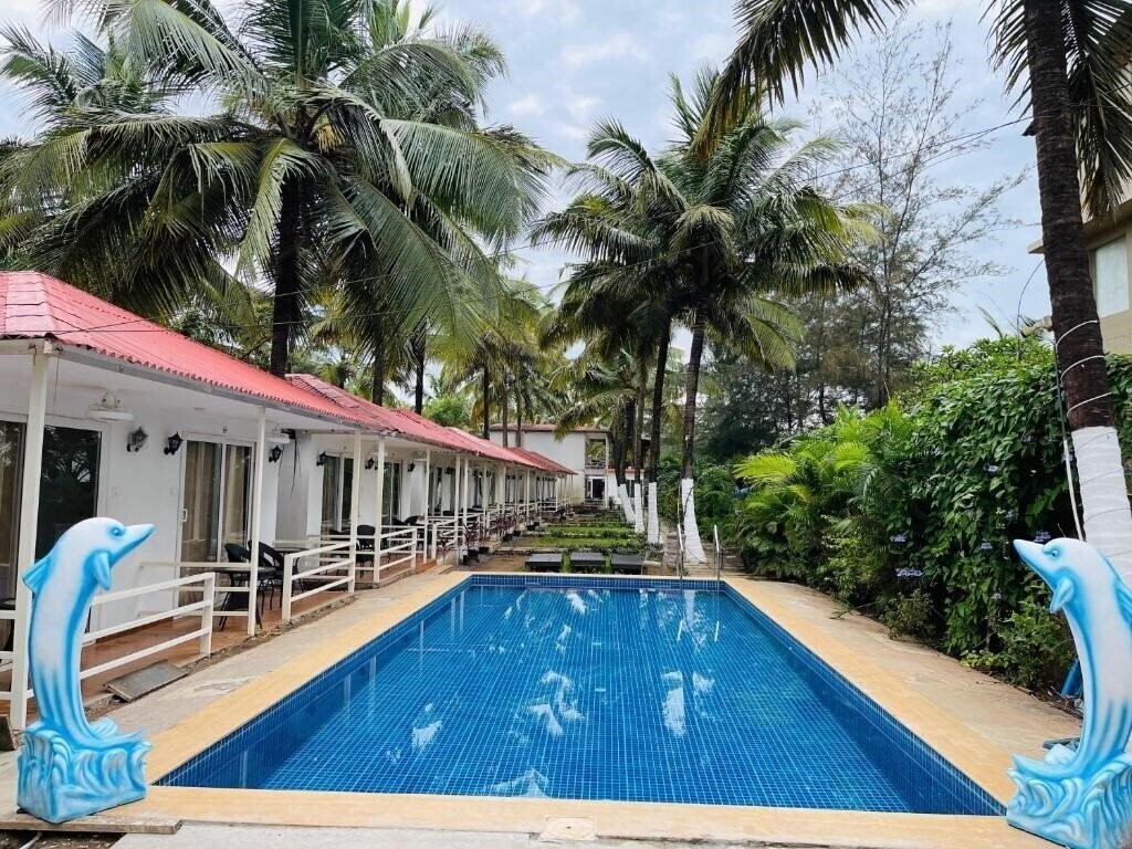 Готель Arabian Sea Beach Resort 3*