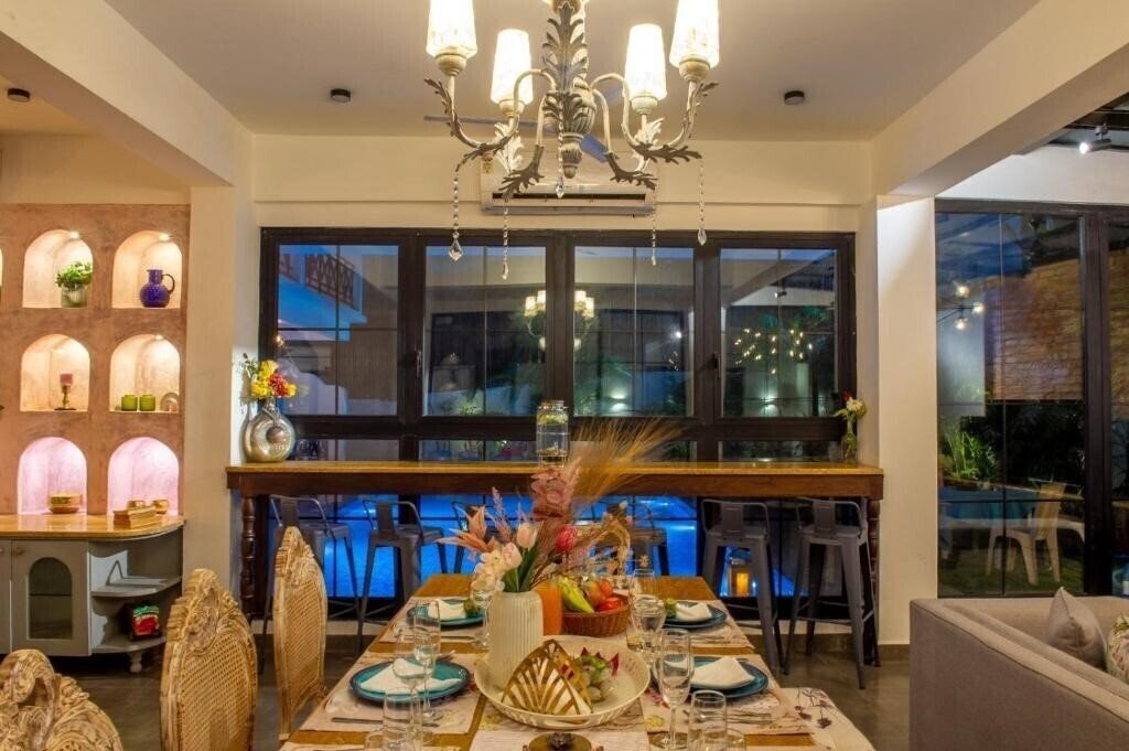 Отель Hotel Antaliya 2*