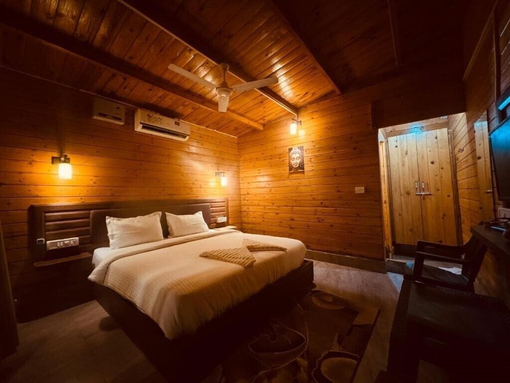 Отель Arambol Lake Resort (ex. Arambol Lake Resort) 3*