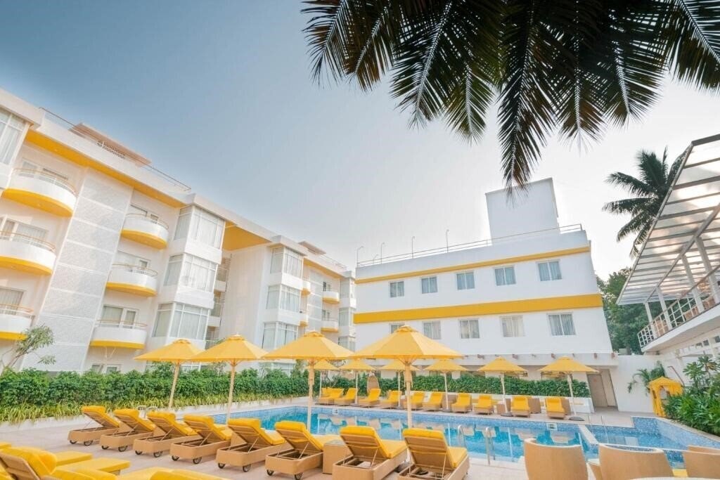 Готель Bloomsuites Calangute 3*