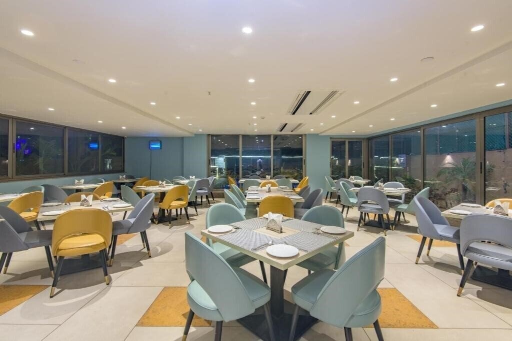 Фотографія The Fern Residency Calangute 4*