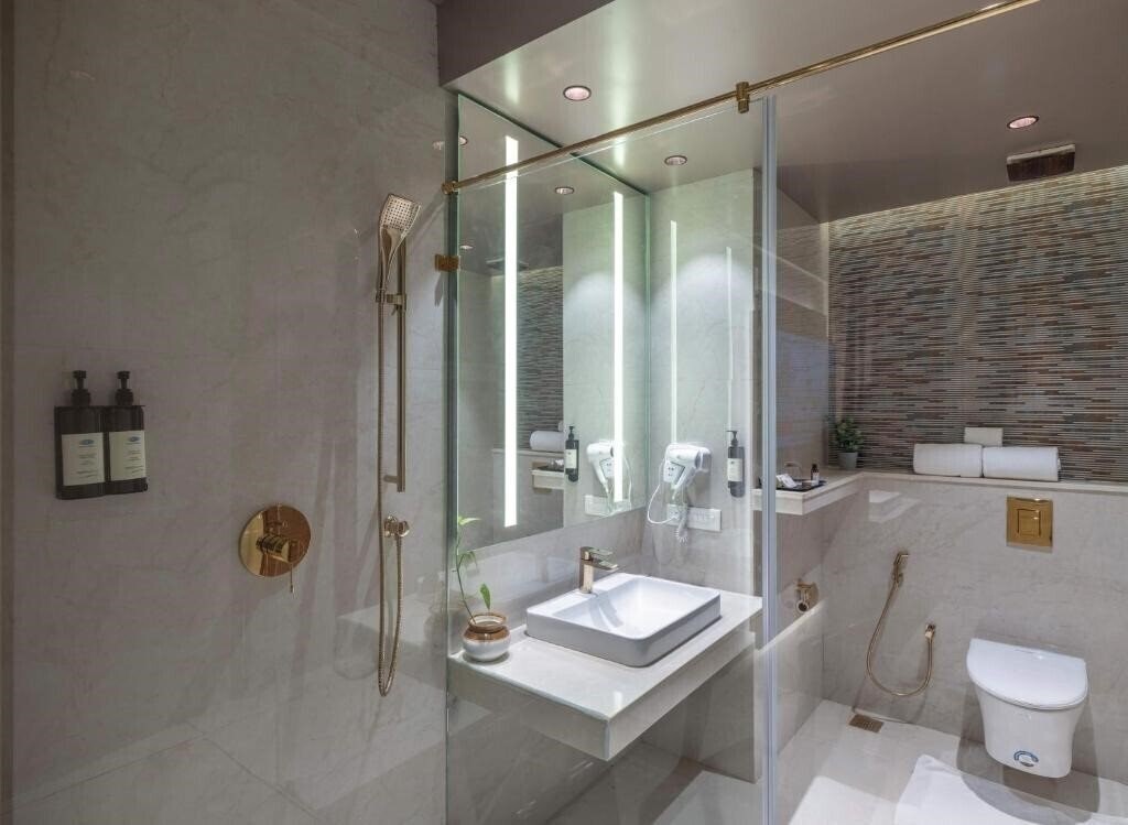 Zdjęcie Uday Suites 3*