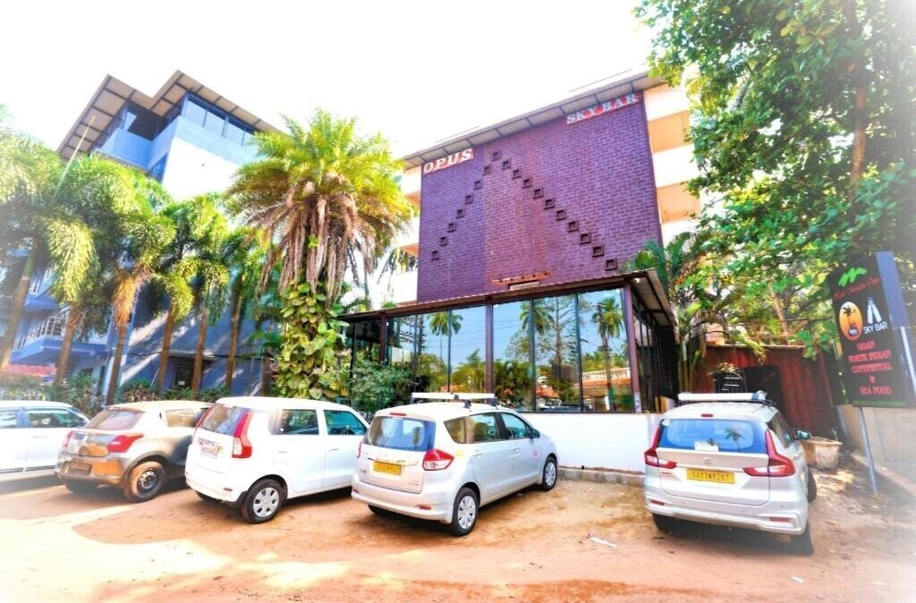 Hotel Meraden Opus 3*