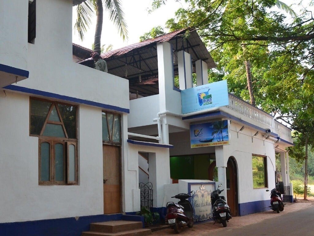 Готель The V Beach Villa 2*