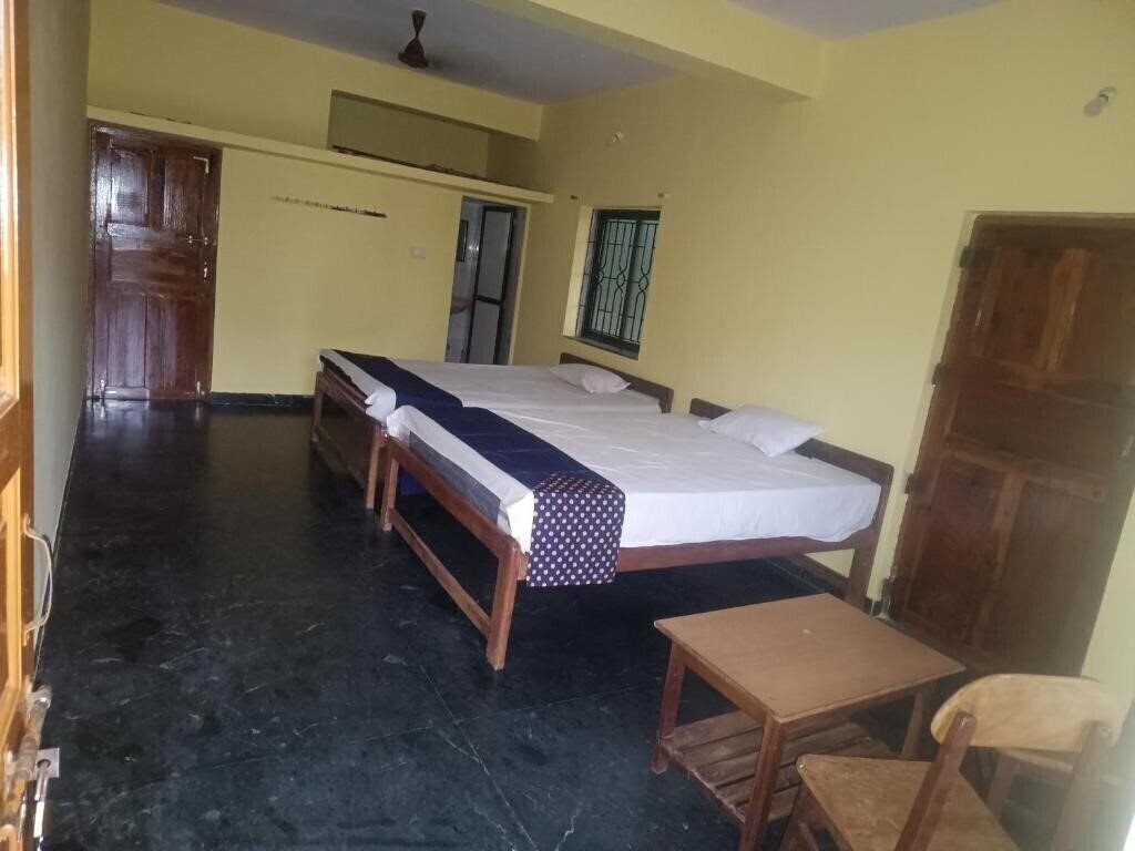 Zdjęcie Radhabai 1*