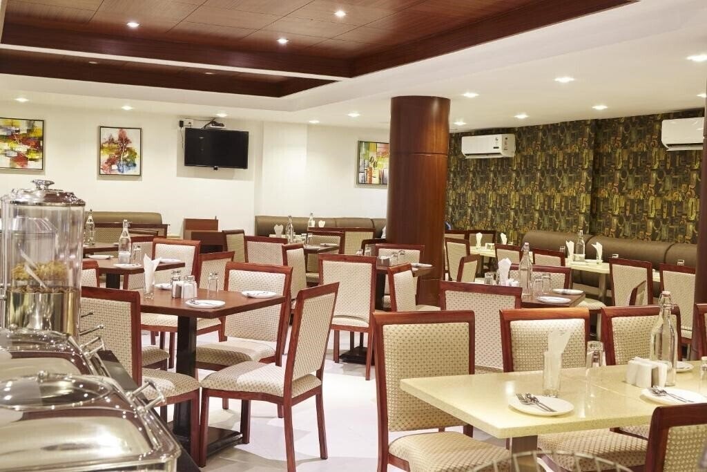 Zdjęcie Hotel Reemz 3*