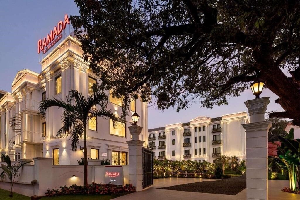 Hotel Ramada By Wyndham Goa Vagator 4*