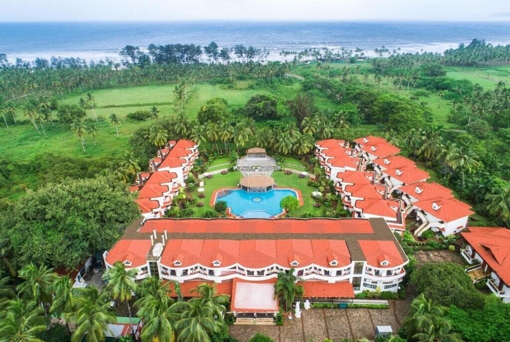 Отель Heritage Village Club 4*