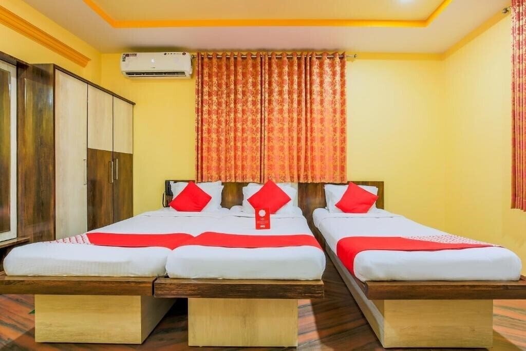 Hotel Meera Motels & Residency 1*