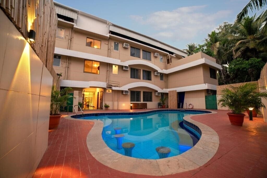 Готель Treehouse Stamp 3*