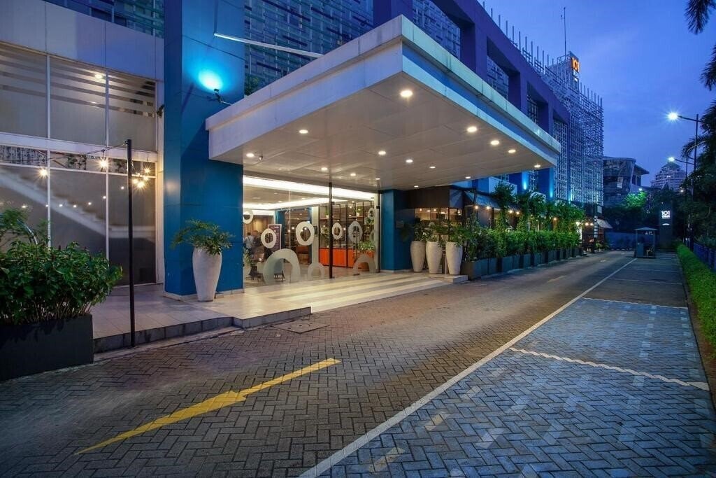 Zdjęcie The Bnb Jakarta Kelapa Gading 3*