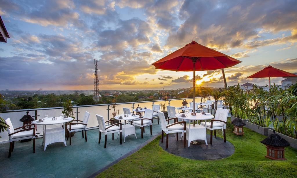 Hotel DenBukit Residence and Suite 3*