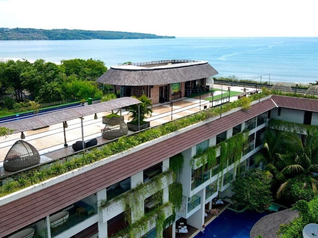 Hotel Jimbaran Bay Beach Resort & SPA 4*