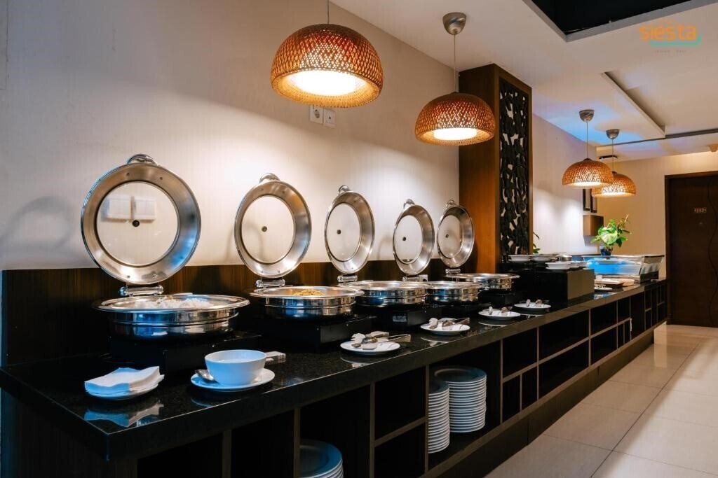 Фото Cipaganti Legian Hotel 3*