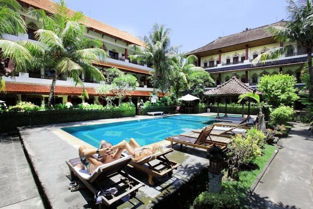 Hotel Bakung Sari Resort Kuta 3*