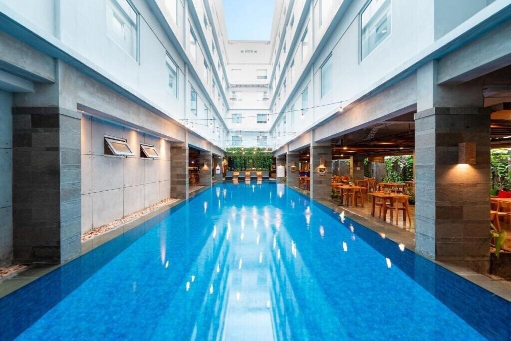 Hotel Swiss-Belexpress Kuta 3*