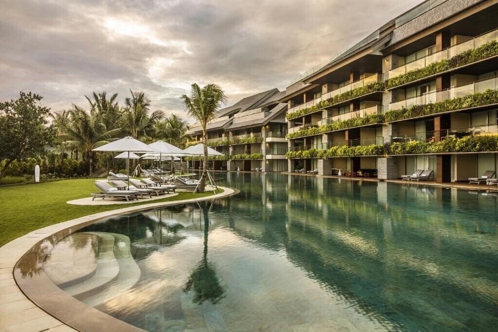 Hotel Como Uma Canggu 5*