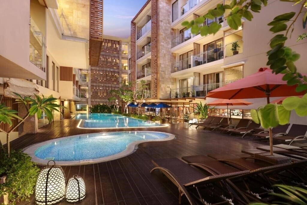 Hotel Harper Kuta by Aston 3*