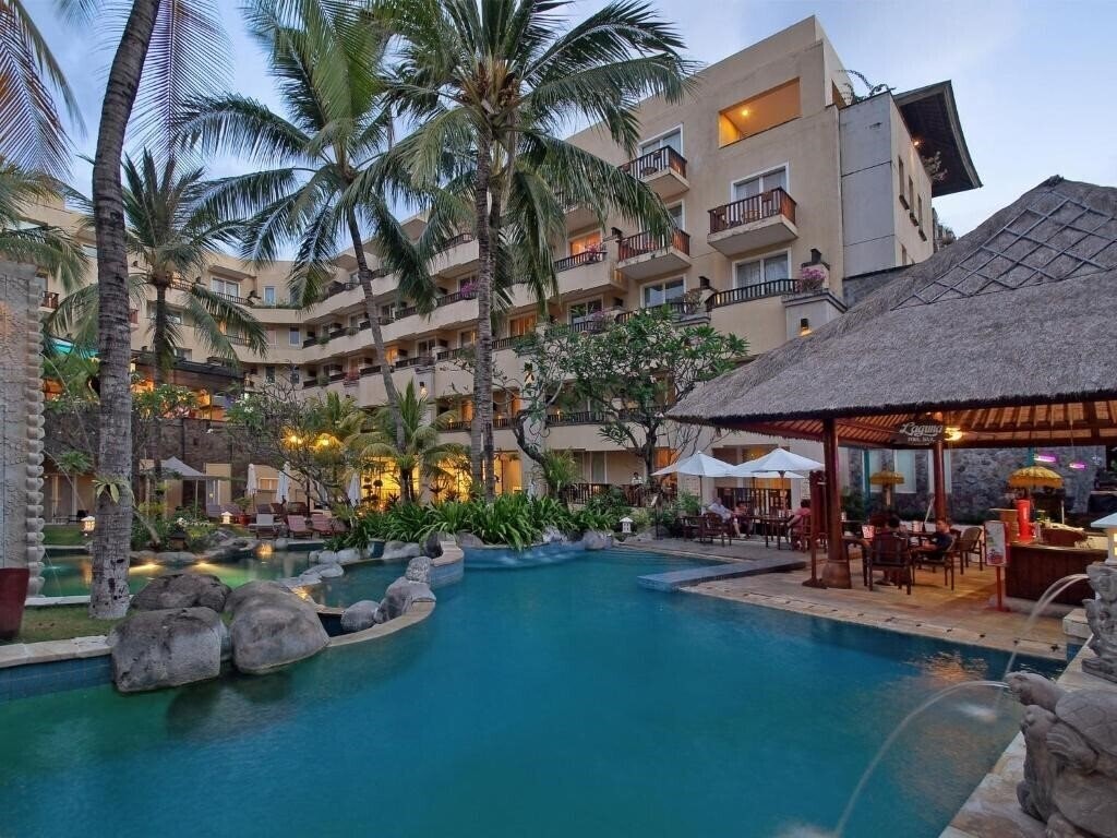 Отель Kuta Paradiso Hotel 4*