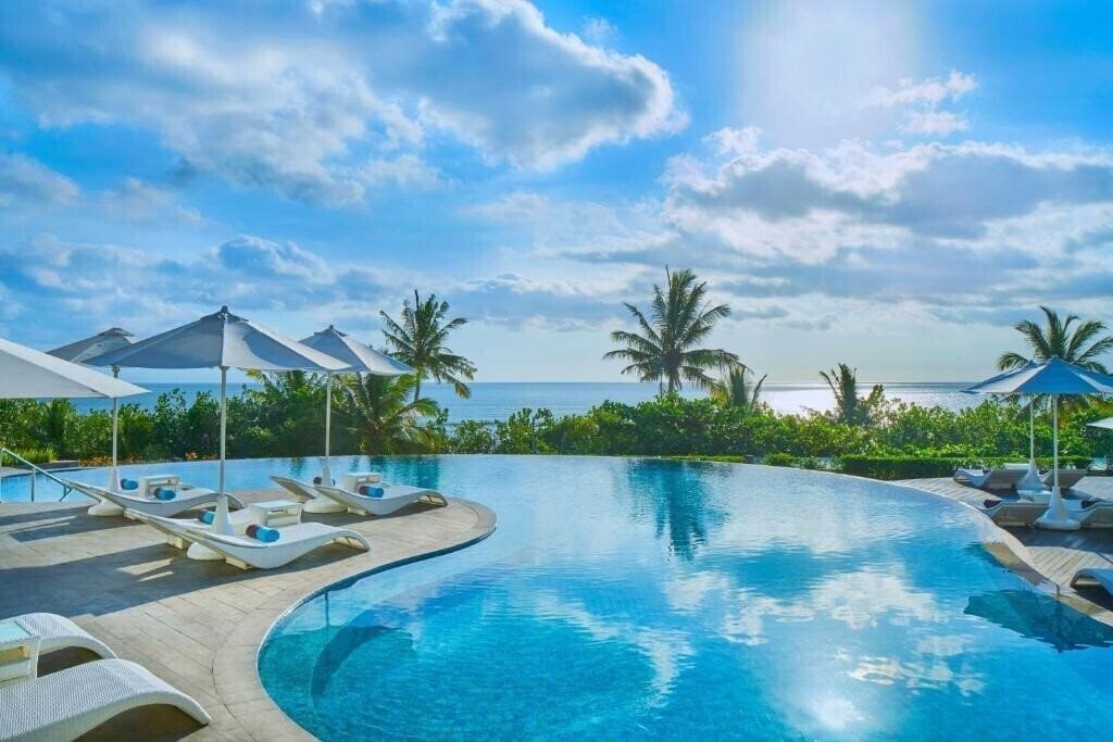 Hotel Sheraton Bali Kuta Resort 4*