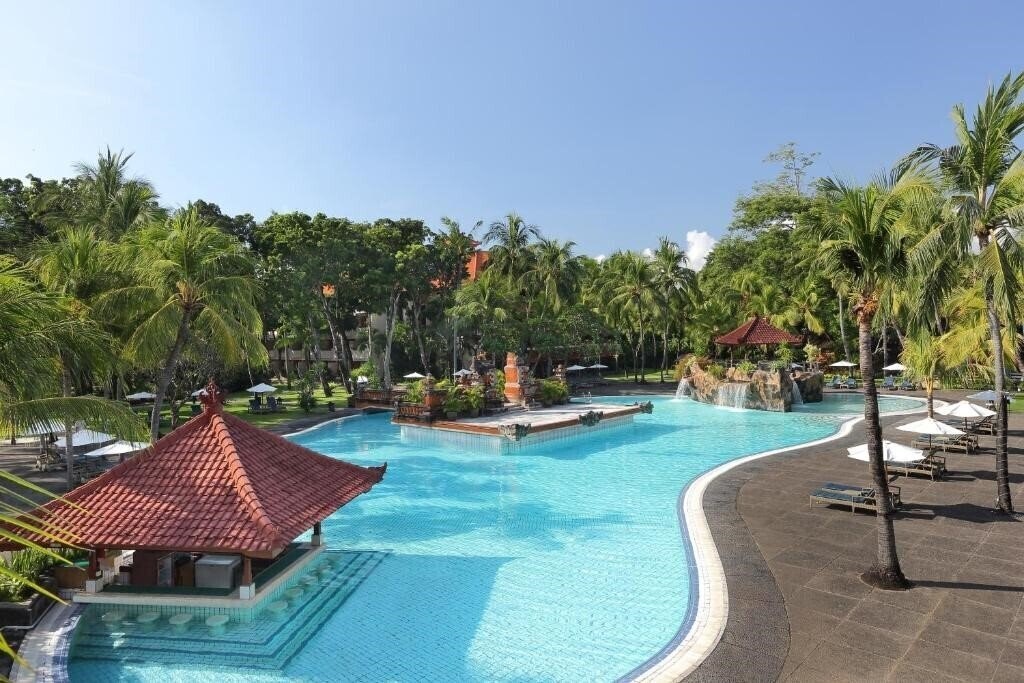 Отель Ramada Bintang Bali 4*