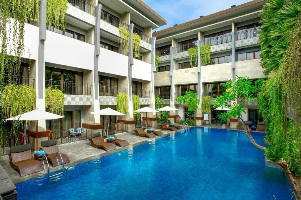 Hotel Solia Legian Bali 4*