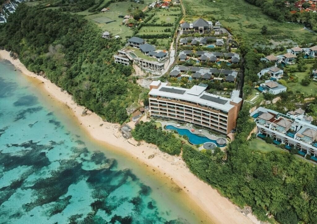 Hotel Ulu Segara Luxury Suites & Villas 5*