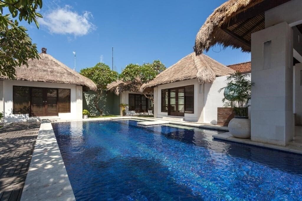 Отель Bvilla SPA Hotel 5*