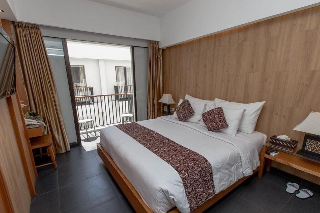 Фото Sans Vibes Hotel Seminyak (ex. Ping Hotel) 3*