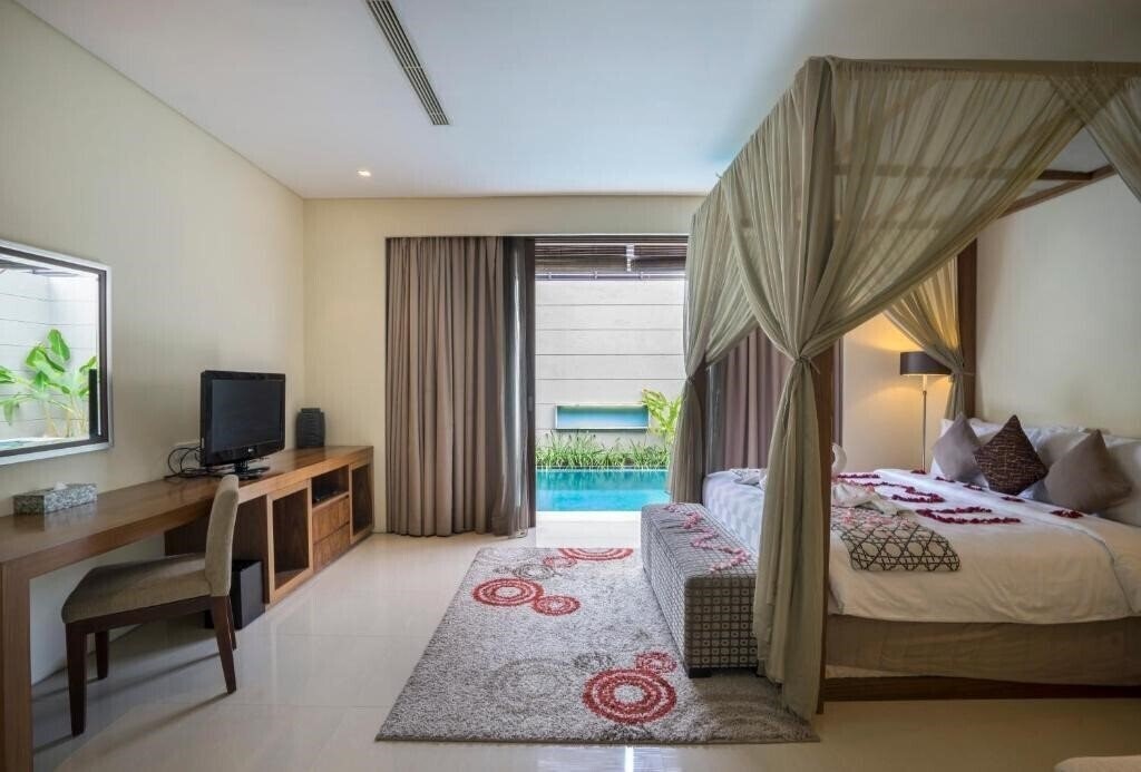 Фото Pradha Villas 4*