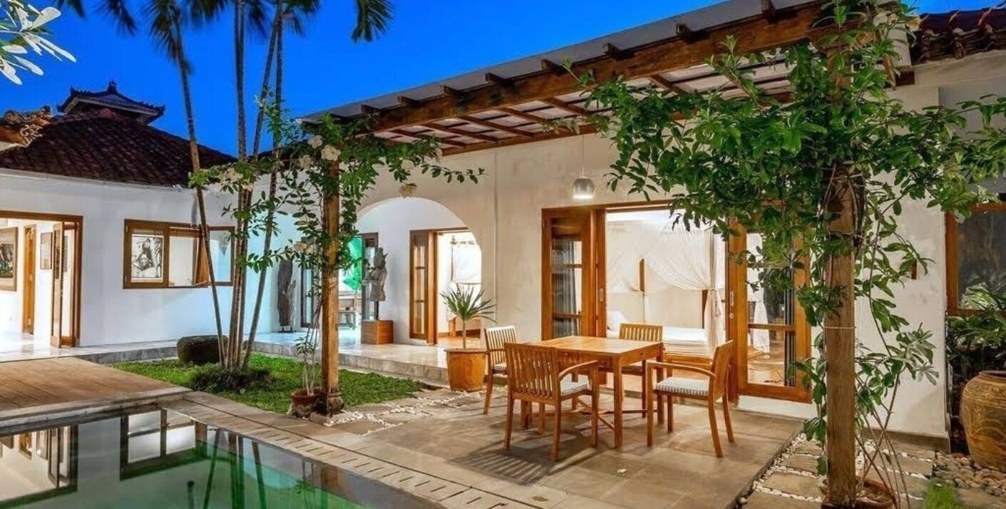 Отель Casa Flora Canggu 4*