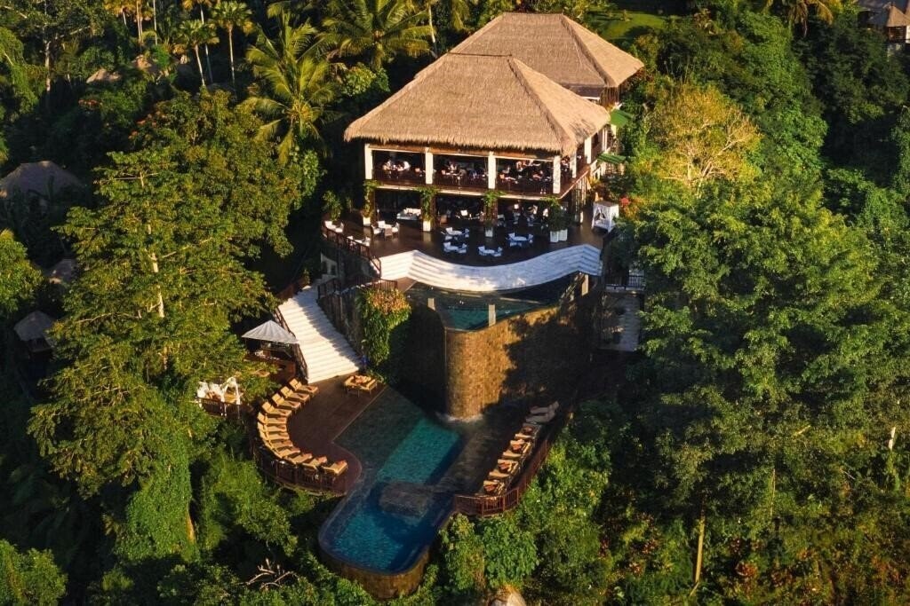 Hotel Ubud Hanging Garden 5*