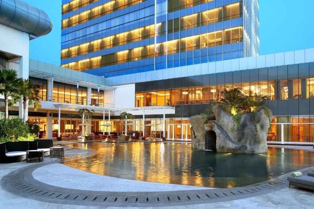 Zdjęcie Resinda Hotel Karawang 4*