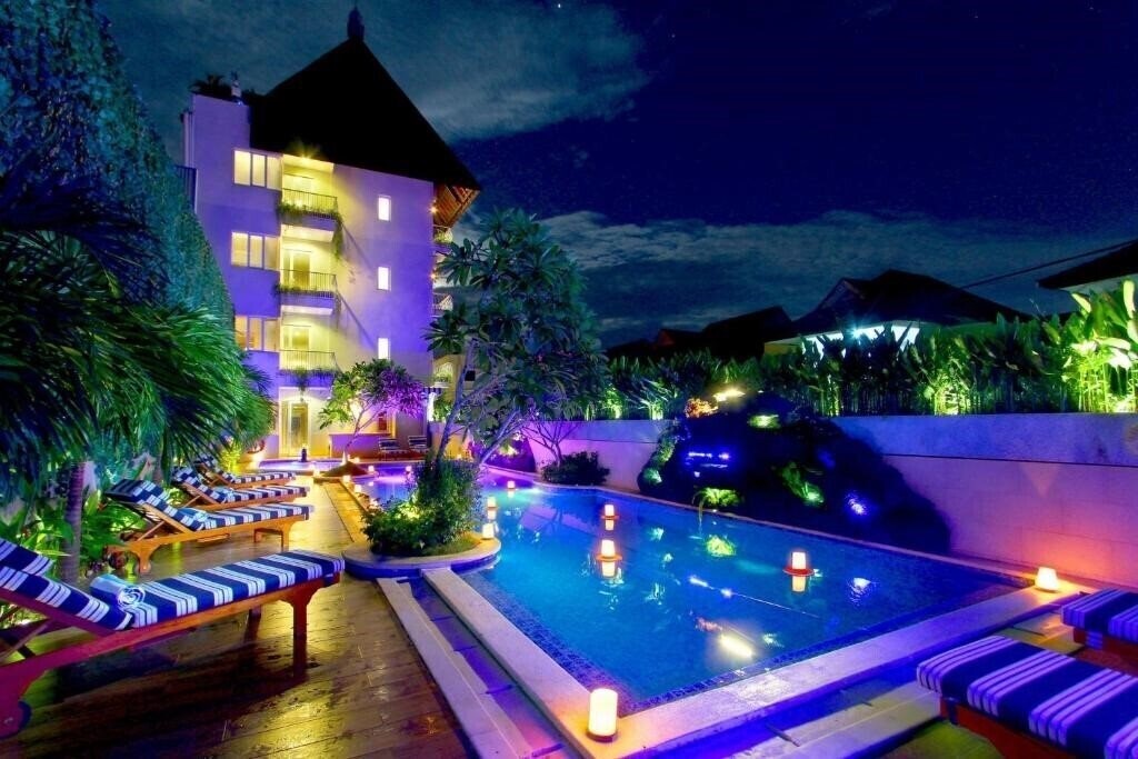 Hotel Rhadana Hotel 3*