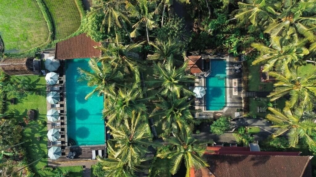 Готель Artini Resort 4*