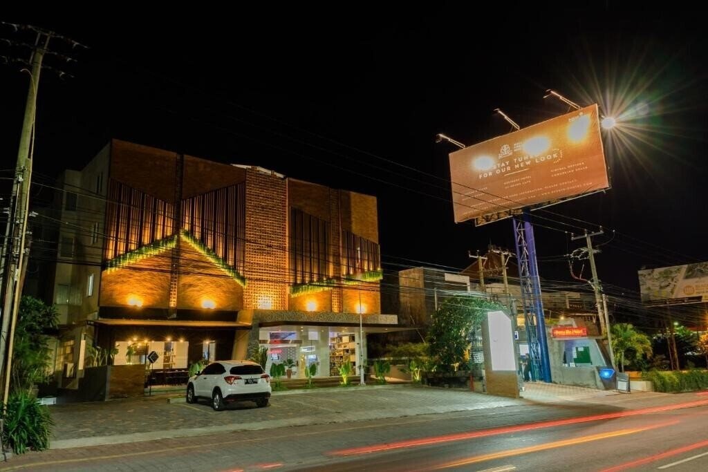 Hotel Berry Biz Hotel 3*