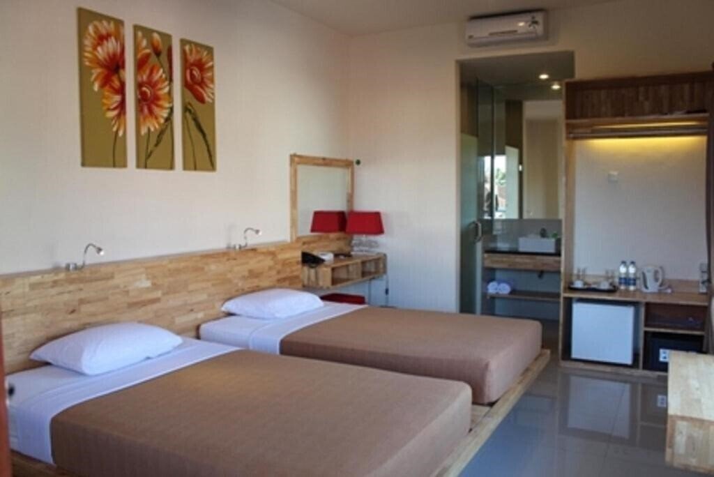 Hotel Karthi 3*
